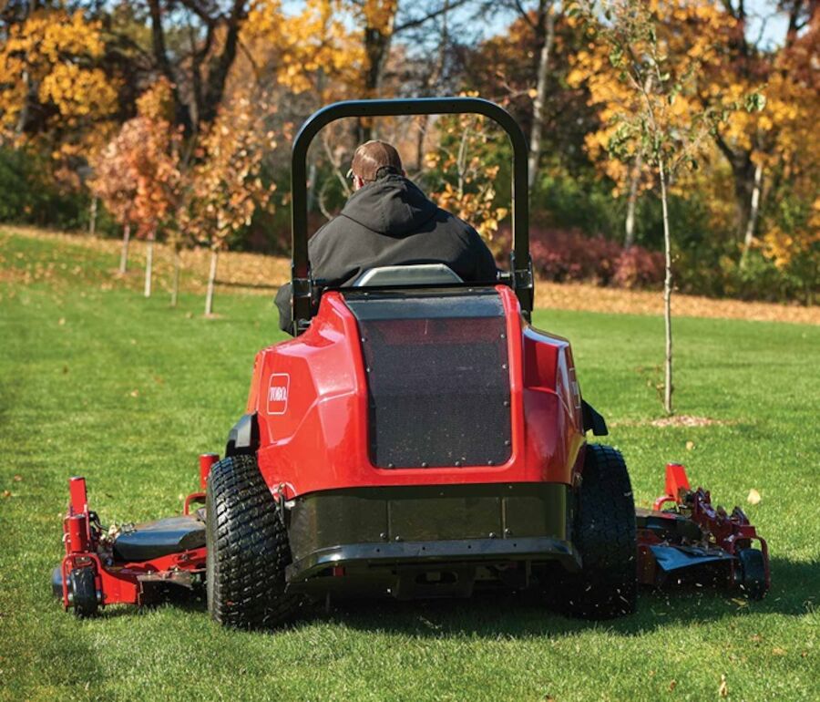Toro 7500-D Series 72 in. (183 cm) 37 hp 1642cc Diesel Rear Discharge (72074)