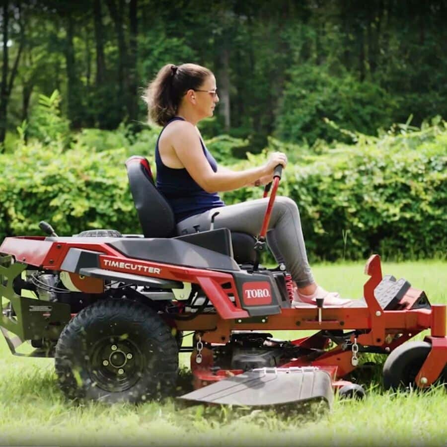Toro 42 in. (107 cm) TimeCutter® Zero Turn Mower (77401)