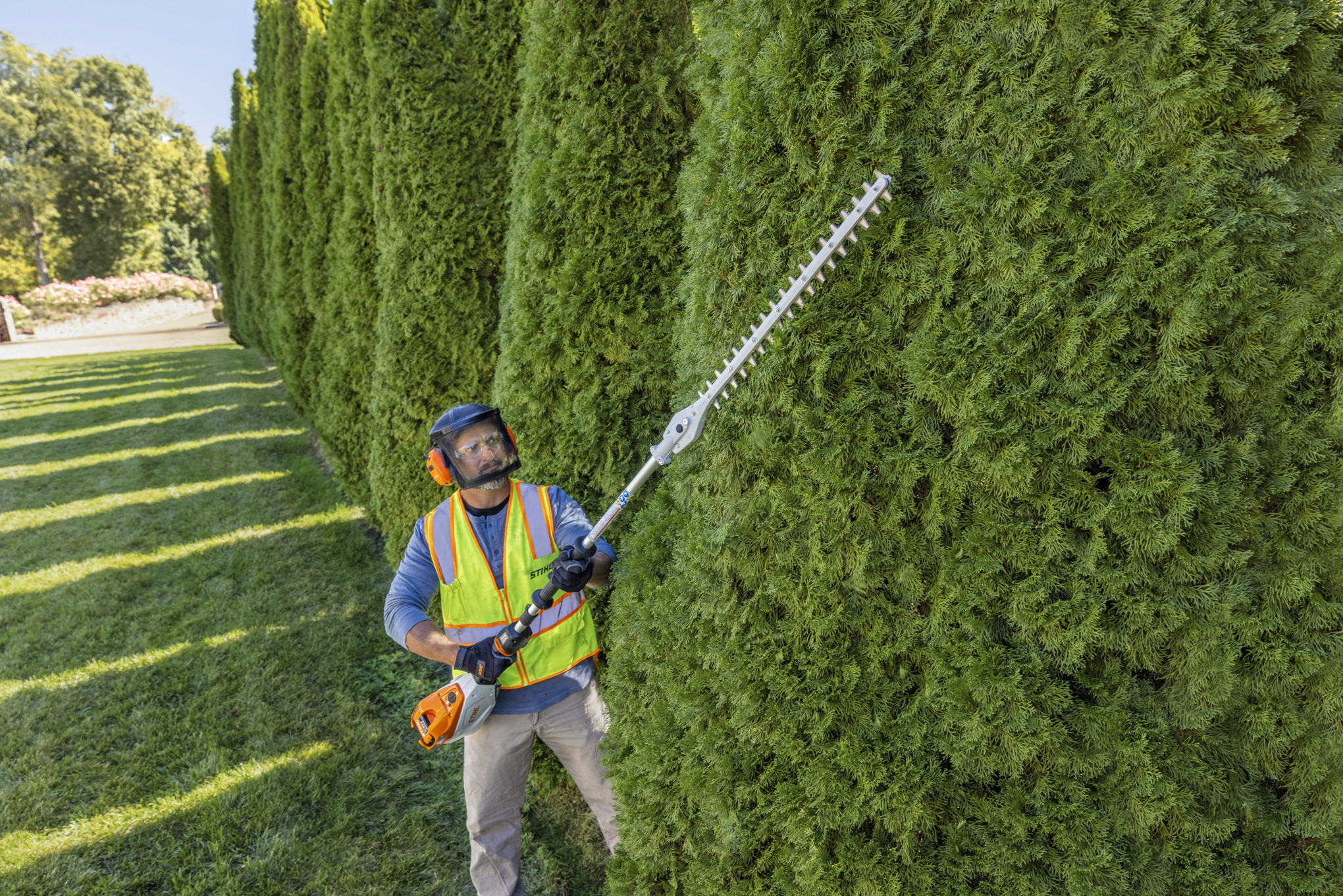 STIHL HLA 135 Battery Powered Extended-Reach Hedge Trimmer